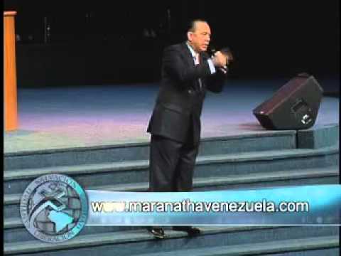 "Todo colabora para nuestro bien" Apóstol Nahum Rosario (Domingo 11-12-2011)