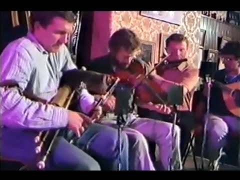Irish Music in The Good Mixer Pub London c1985