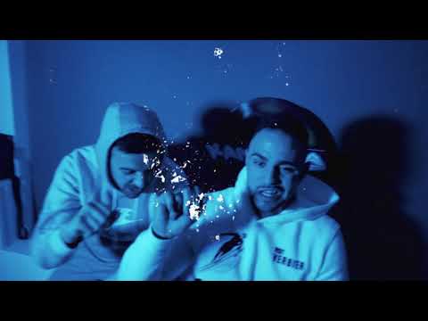 MOROKNSE X PAPICHON - PAPELITOS DE COLORES (VIDEOCLIP)