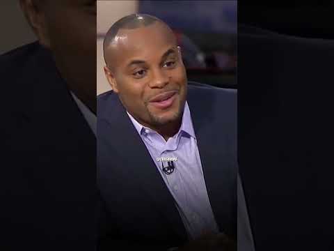 Conor McGregor calls Daniel Cormier Guetto🤣