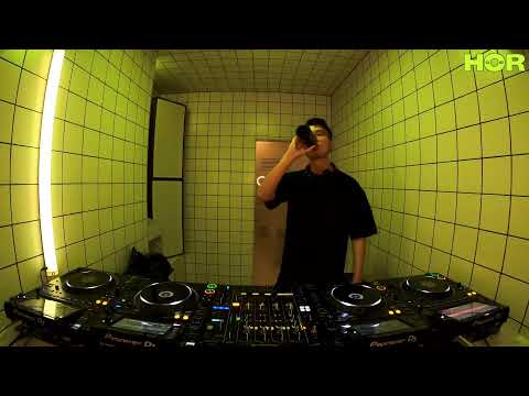 Aquarian | HÖR - Apr 1 / 2022