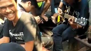 Download lagu The paps mp3