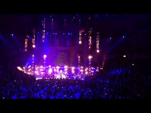 McFly - Shine a light (Live at RAH) feat Matt and James fro