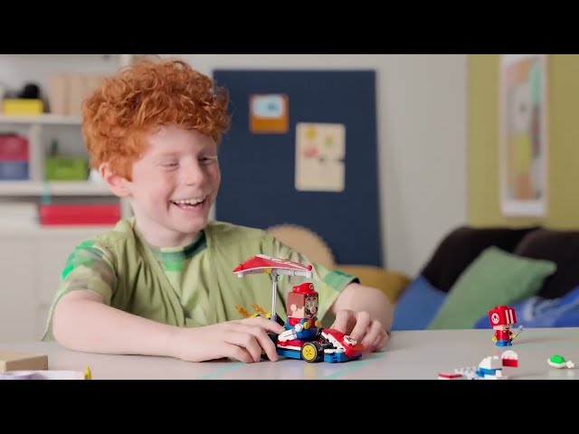 Vídeo relacionado con LEGO Super Mario: Mario Kart: Kart Estándar Coche de Carreras de Juguete, Juego Infantil para Colección del Videojuego Nintendo, Figura de Toad, Regalo Gamer para Niños y Niñas de 7 Años o Más 72032