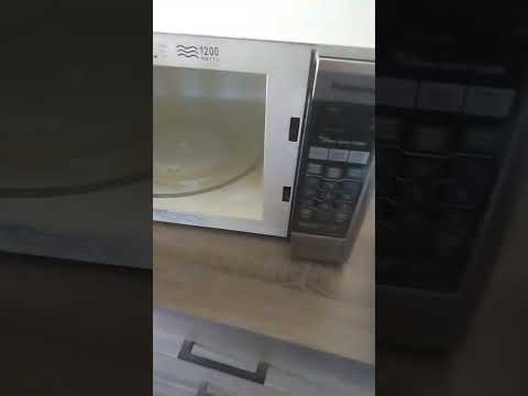 PAPER TOWELS IN THE MICROWAVE