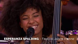 Smile Like That - Esperanza Spalding (LIVE @FESTIVAL JAZZ À VIENNE, 2012)