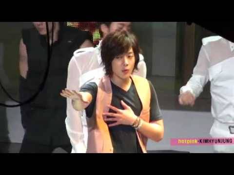 [Fancam] SS501 Hyun Joong Focus - MC @ Music Core [10.06.12]