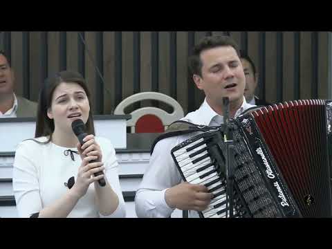 Filip și Naomi Hăprian - Colaj cu cântari creștine extraordinare