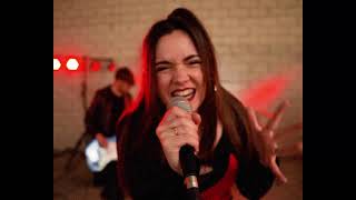 Me da Igual Music Video
