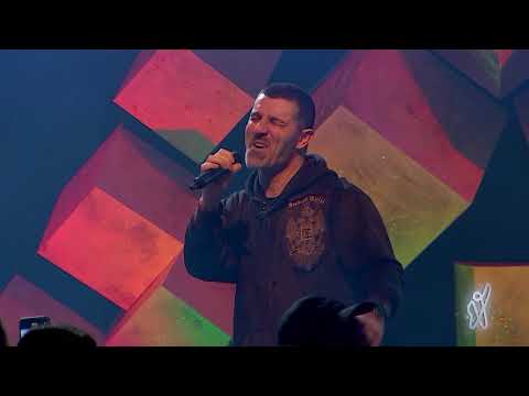 ფორმულას საახალწლო წვეულება | ლექსსენი - ხელები მაღლა