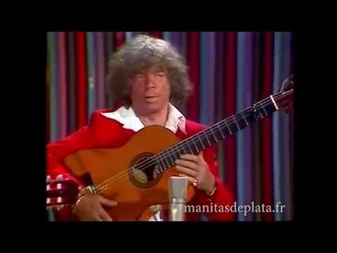 Manitas de Plata playing beautiful rumba with his band, Ole!