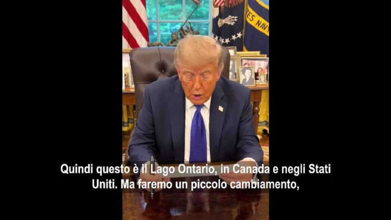 Trump con mappa e penna: Lago Ontario lo chiameremo Lago America