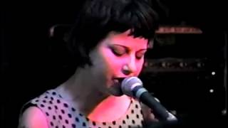 The Geraldine Fibbers 11-22-1997 Middle East upstairs (part 1)