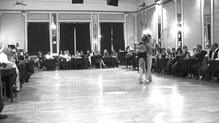 Duerme mi niña - Natasha Arape y Ariel Taritolay en Yira Yira