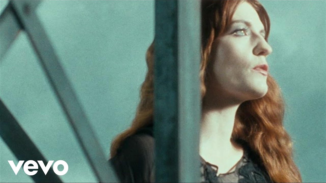 Florence + The Machine - No Light, No Light - YouTube