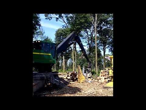 John Deere 437D Knuckleboom Loader