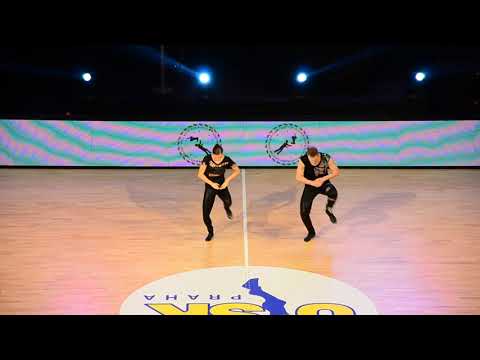 Ershov Mikhail - Zinchenko Maria, 1. místo  [www.rokenrol.cz]