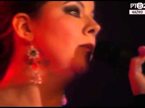 BOLUJEM PROTI SEBE - Emanuela Svecova