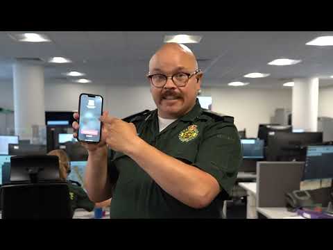 How to Sign Safety Glasses in BSL
