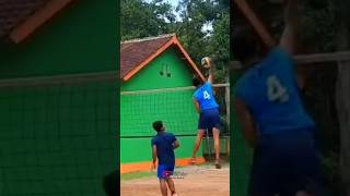 Download lagu Cara memukul bola antara #bolavoli #volleyball #shorts #shortvideo mp3