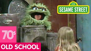 Sesame Street: Oscar Doesn&#39;t Want to Smile
