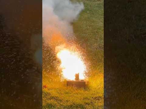 Can Thermite Melt a Lock?! 🔥🔒 #shorts #thermite #breakingbad #chemicalreaction