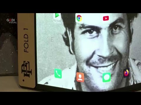 Uno smartphone per Pablo Escobar: il fratello del narcotrafficante si ricicla nella telefonia