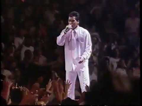 Amigos 1997 REDE GLOBO - Leandro & Leonardo cantam "Pense Em Mim" - Show Amigos Belo Horizonte 1997