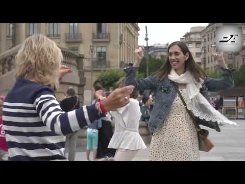 Los bailables de txistu y gaita regresan a la Plaza del Castillo anunciando la proximidad de los Sanfermines 2024