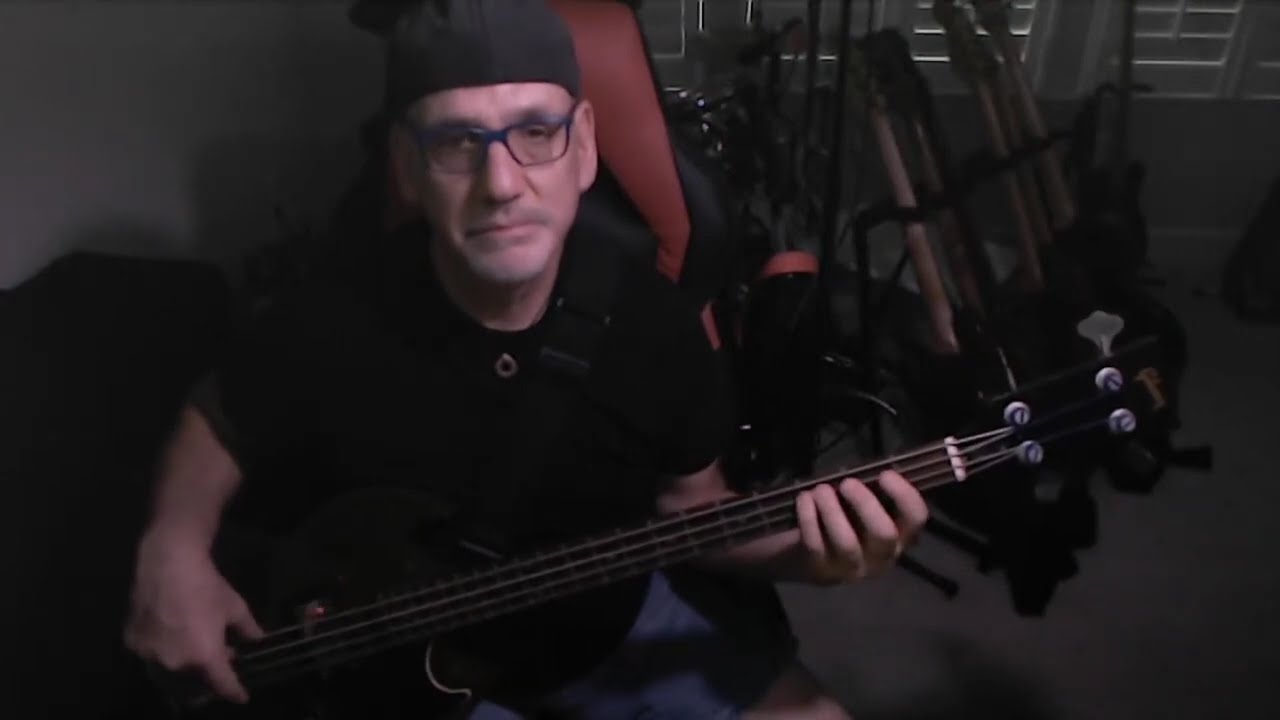 Terrifying Bass Chops Builder, Volume l - Jeff Ganz