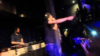 Black Milk - Go Girl Live.MP4