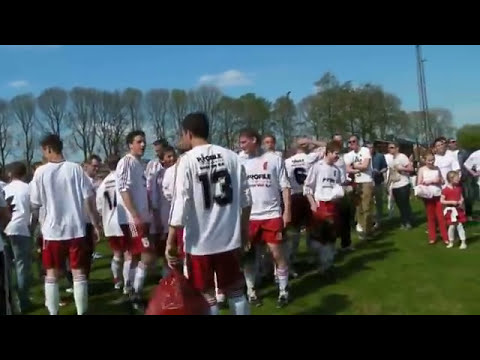 Driel 1 kampioen! - 5 mei 2013 - na de wedstrijd in Angeren en het onthaal in Driel