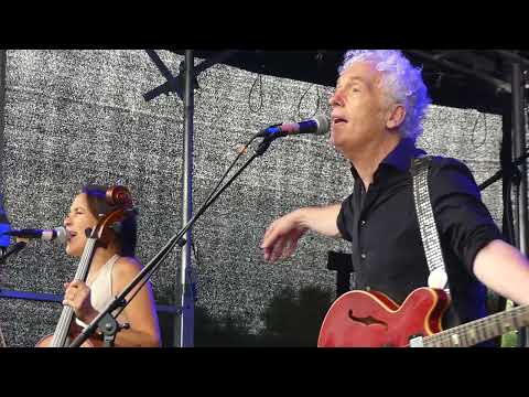 Spinvis - Tingeltangel hersenpan @ dBs OPEN Festival Utrecht (1/4)