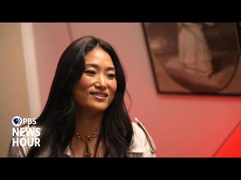 Chloe Flower fuses classical and contemporary music in a style coined 'popsical'