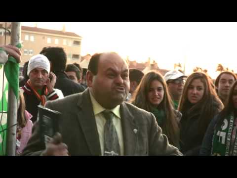 Elche CF - Un aficionado que lo vive al máximo! Un mito Franjiverde!