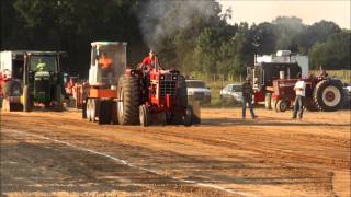 preview picture of video 'MTTP PULLS- GREENVILLE, MI FIELD FARM TRACTORS 8-15-14'