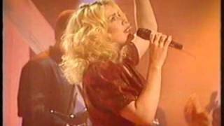 Kim Wilde &quot;Love Is Holy&quot;  - UK TOTP 1992