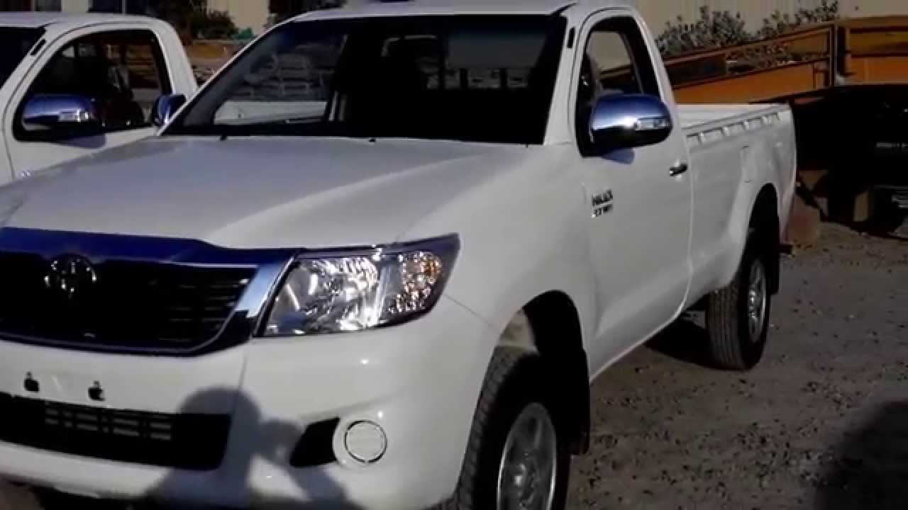 Toyota Hilux S/Cab 4x4 Petrol 2015 in Dubai