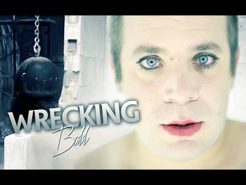 Miley Cyrus - Wrecking ball (Ponzi Parody)