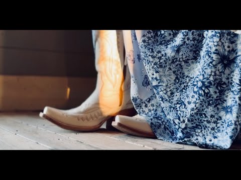Kylie Small - For a Cowboy (Official Lyric Video)