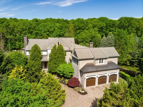 2 Stonegate Lane Dover, MA | ColdwellBankerHomes.com