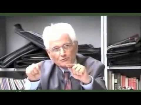 人間社会学科 ジャック・デリダ──ドゥルーズにおける人間の超越論的「愚かさ」と動物への生成変化