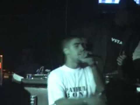 4La Bong ft. DJ Memo - O Mână Pentru România (Live Club HUSH HUSH Brașov) (2006.10.13)