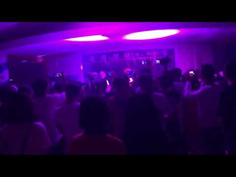 Con tim tao dau qua man - live