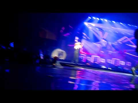 130602 SS5 Jakarta INA - shake it up ( i shook hand with Sungmin)