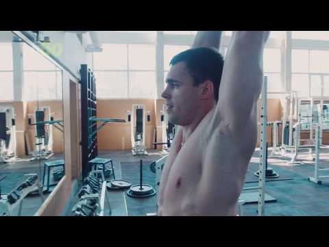 gym nudist