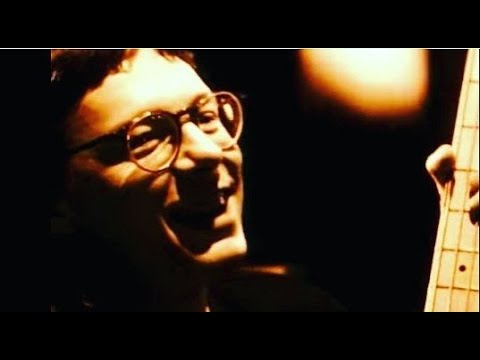 Videoclip de Near Wild Heaven 2 (Demo) — R.E.M.