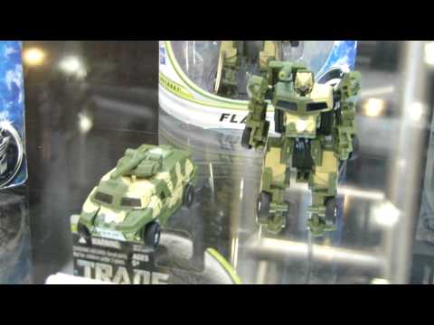 BotCon 2011 Transformers Cyberverse #1 - Legion and Commander Class