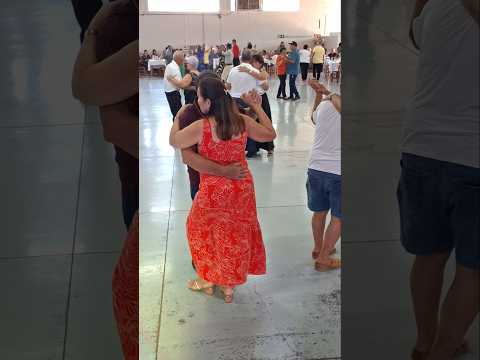 no Pesseti centro de eventos em Chopinzinho no Paraná.Brasil#shotrs #baile #dancarinos #dança #dance