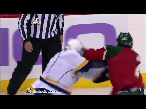 Rich Clune vs Zenon Konopka Oct 22, 2013